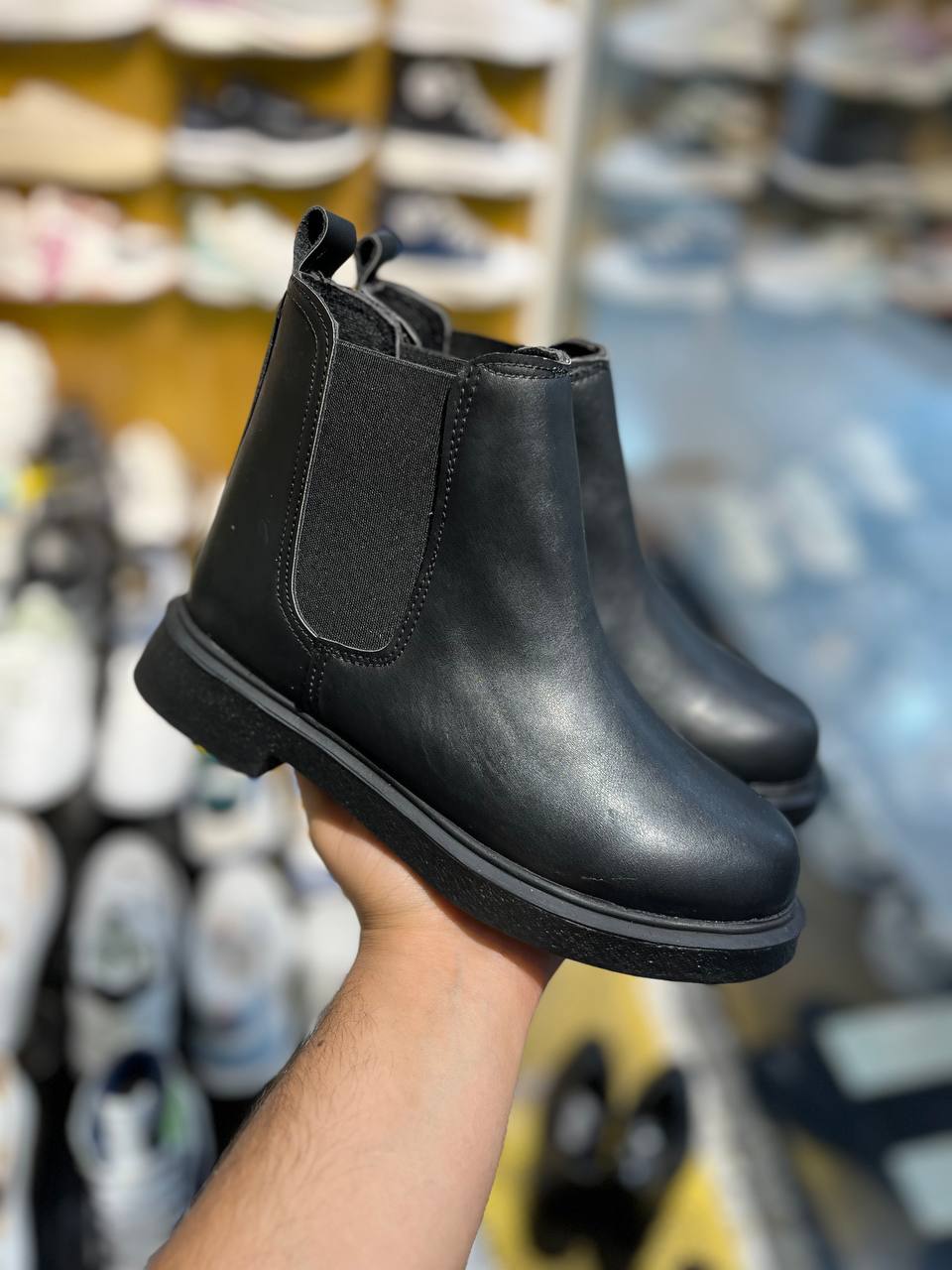 چکمه زمستانی مدل نیم بوت بغل کش در دو جنس