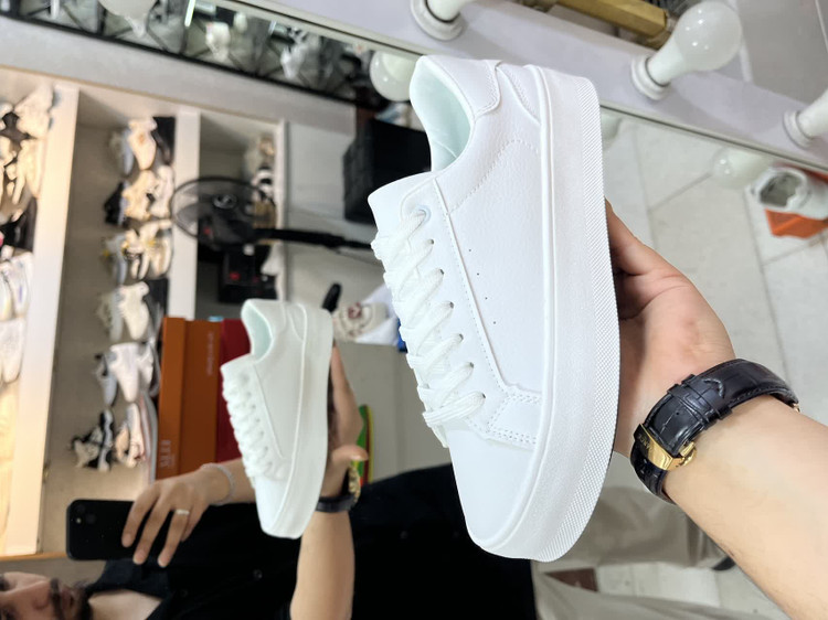 کفش کتونی ونس مناسب روزمره و پیاده روی مدل برشکا