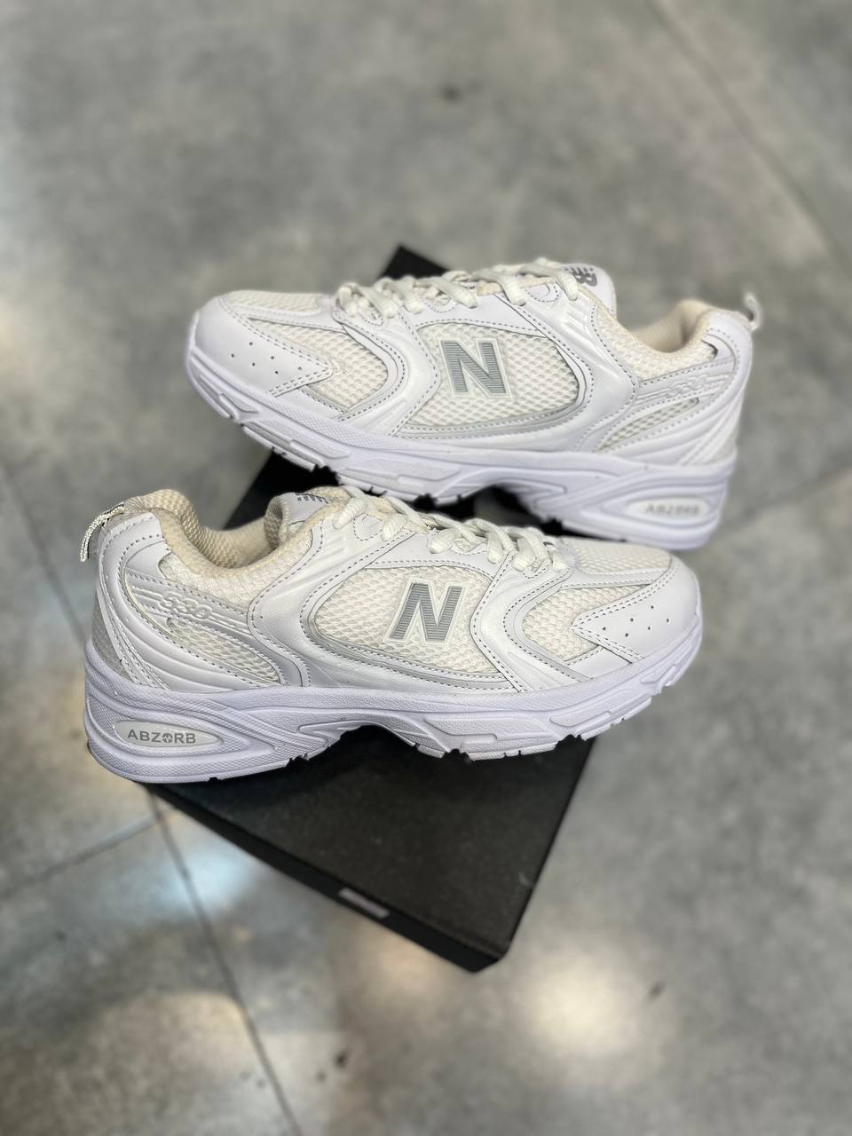 کفش کتونی راحتی و روزمره اسپرت نیوبالانس ۵۳۰ ps